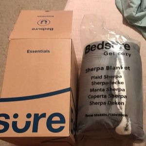 COPY - Bedsure essentials Sherpa blanket G6 50 x 60 new